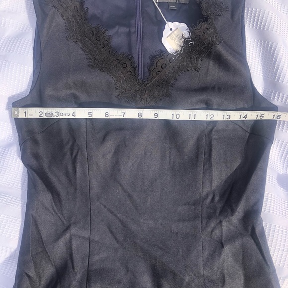 St. John Caviar Sheath Dress With Lace Trim Size 6 NWT - Picture 13 of 16